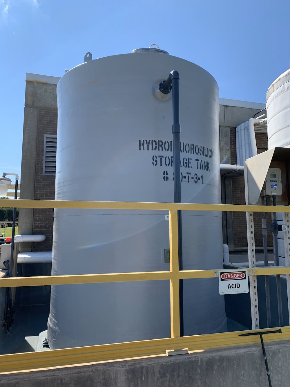 Don Moore WTP Fluoride Tank Replacement